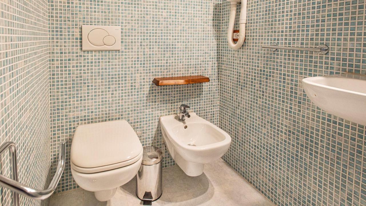Welcomely - Guesthouse Kadossene Alghero Bagian luar foto
